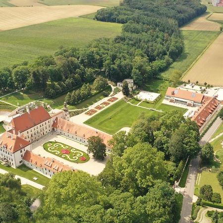 Schloss Thalheim Sankt Poelten Exterior photo