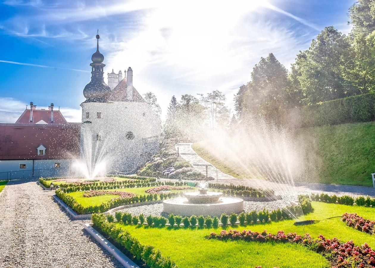 Schloss Thalheim Sankt Poelten Exterior photo